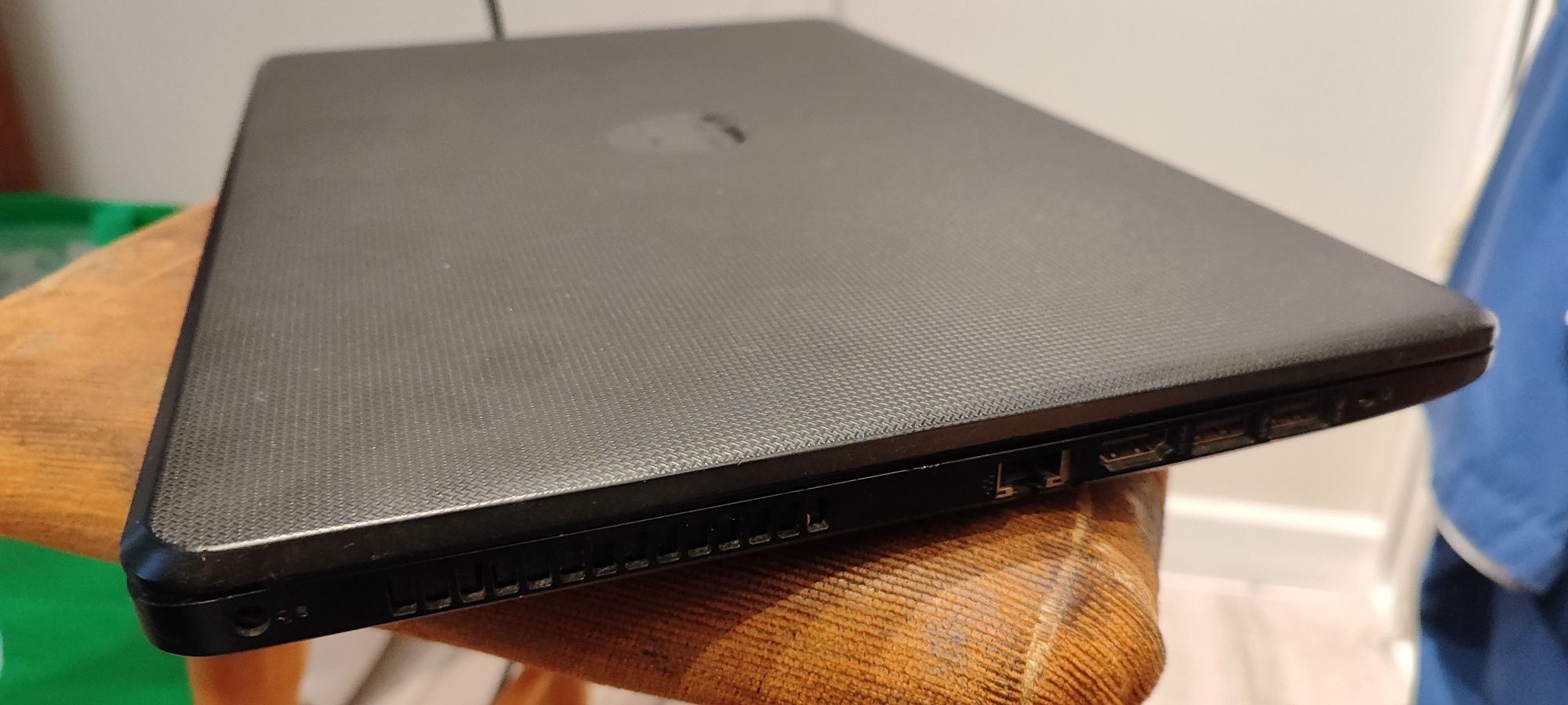 Laptop HP 15-bs046na