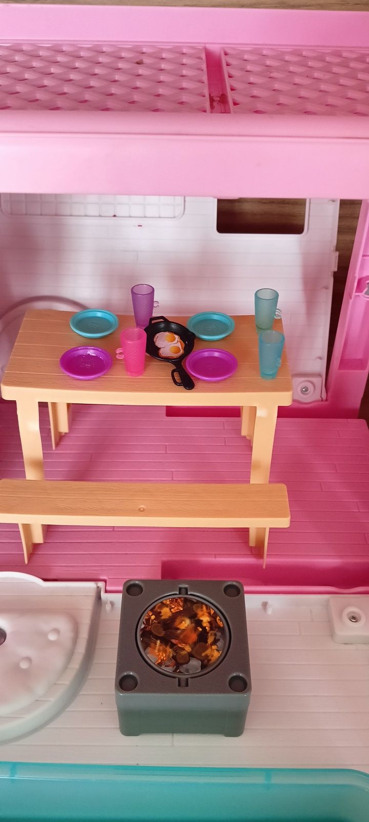 Kamper Barbie z akcesoriami