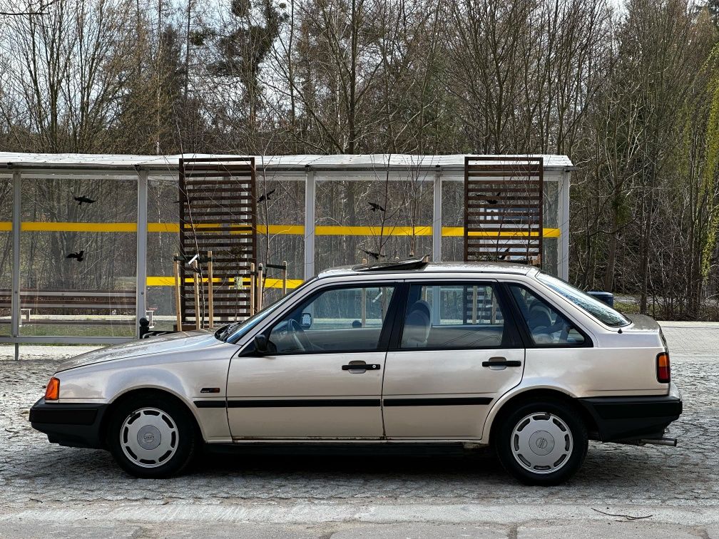 Volvo 440GL 1.7, automat, benzyna