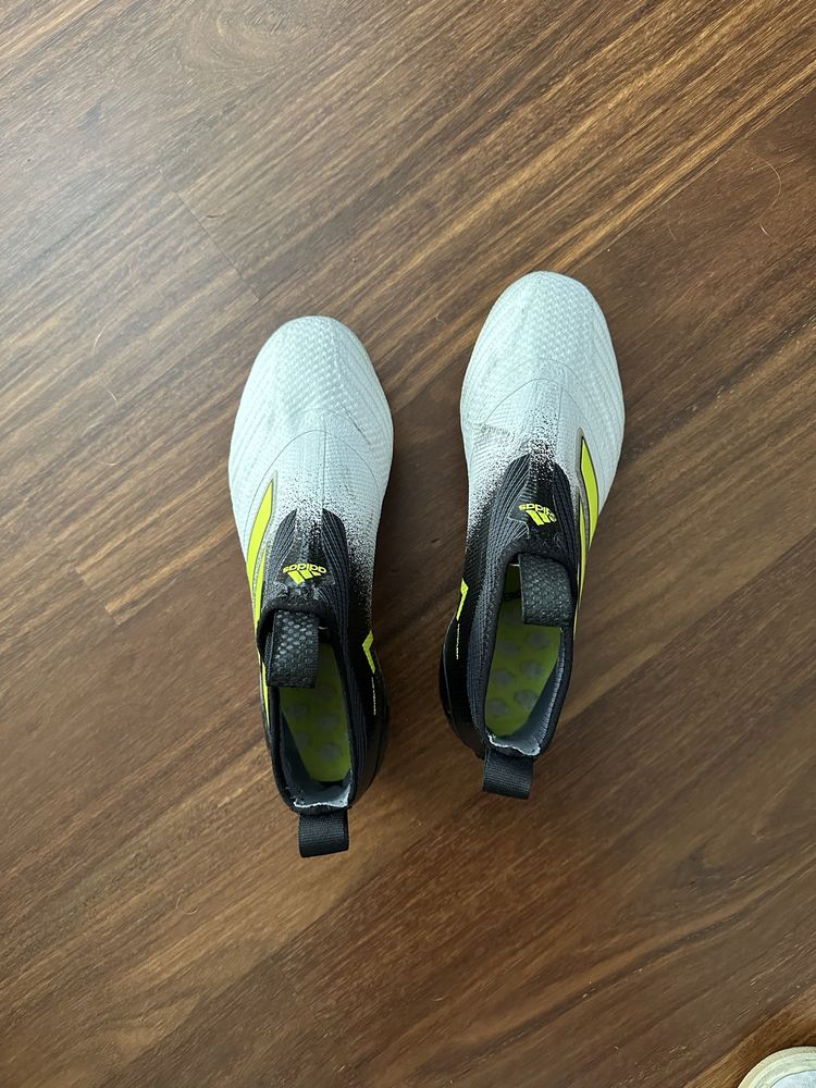 chuteiras adidas tamanho 40.5
