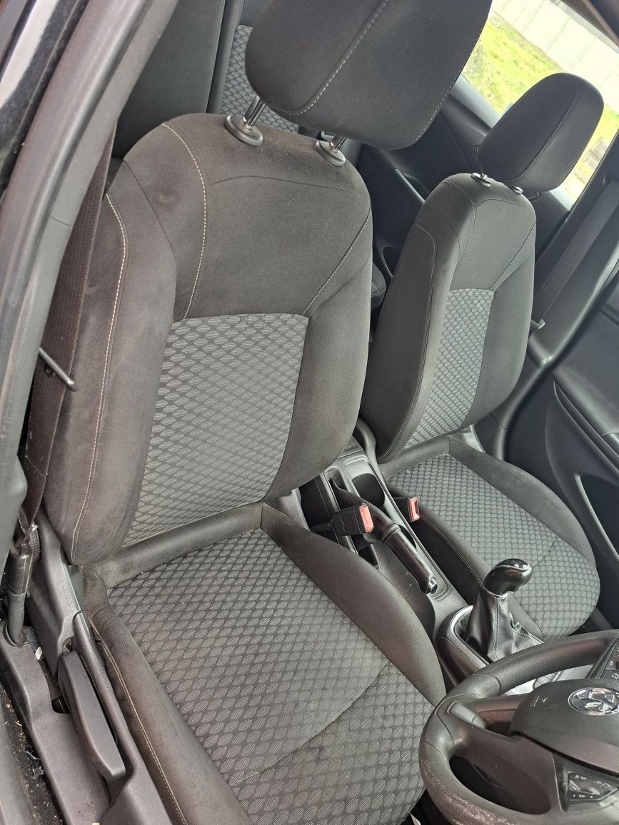 Tapicerka fotele kanapa Komplet Opel Astra K kombi