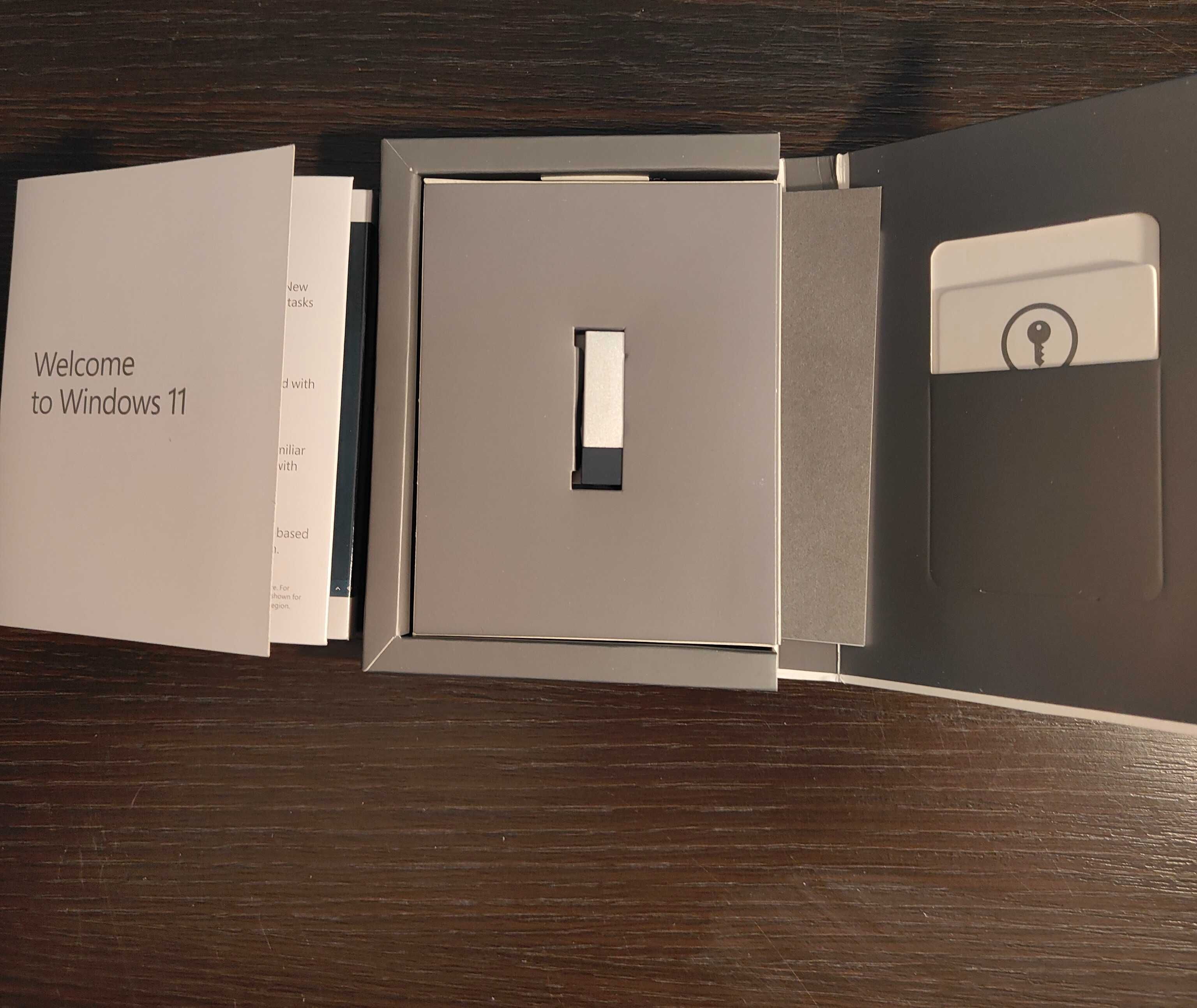 Powystawowe Microsoft Windows 11 PRO PL USB WIECZYSTA