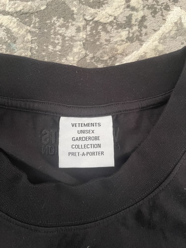 Vetements polizei