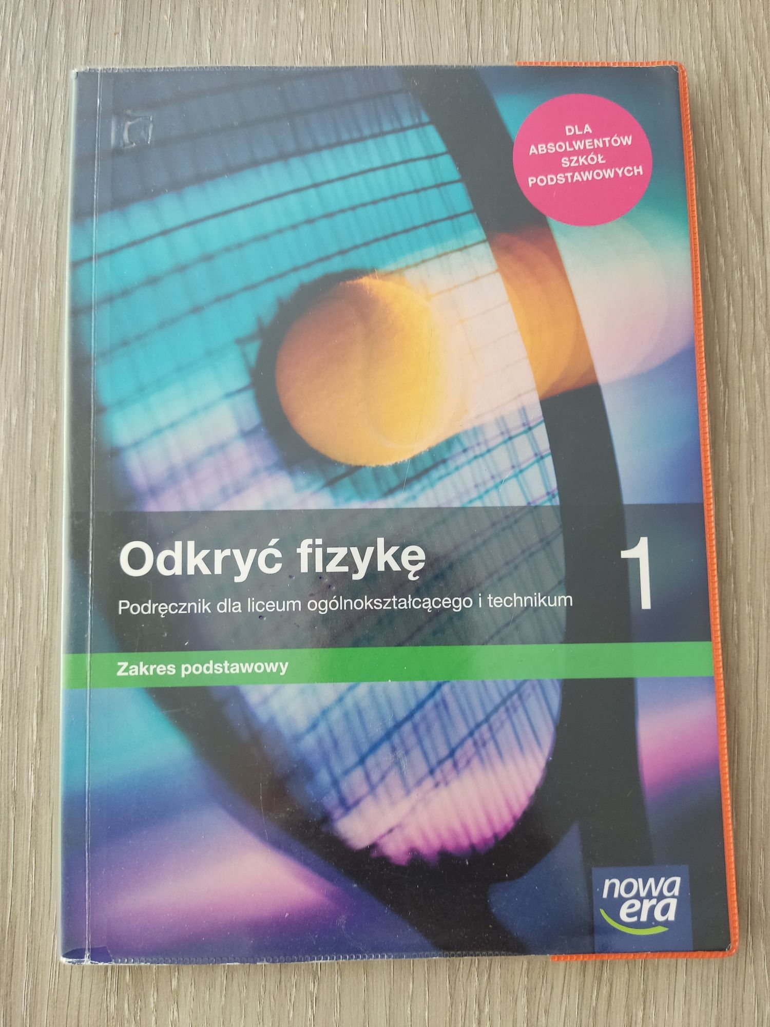 Podręcznik do fizyki, pierwsza klasa liceum.