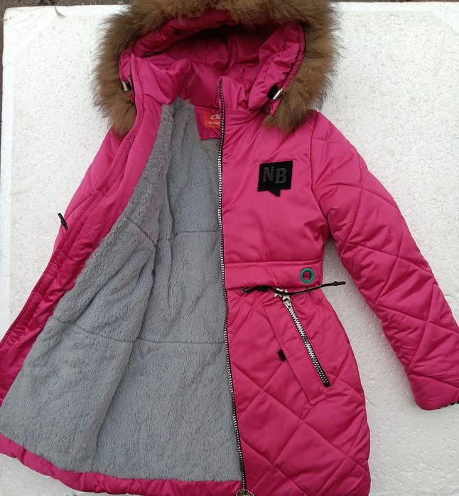 Куртка для дівчинки . Зима.