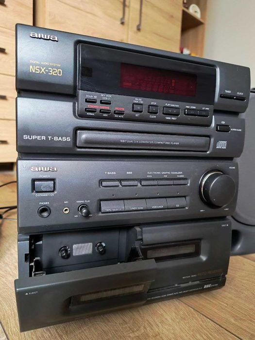 Wieża Aiwa NSX-320 2 kolumny + pilot