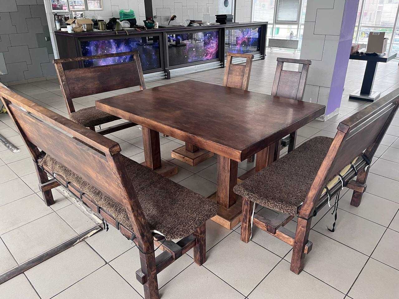 Комплект дерев'яної меблі стіл+лавки+стільці