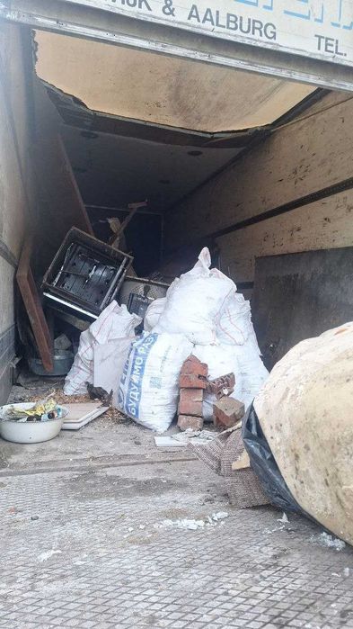 Вивіз сміття ЗА ГОДИНУ листя, доставка землі послуги спецтехніки Львів