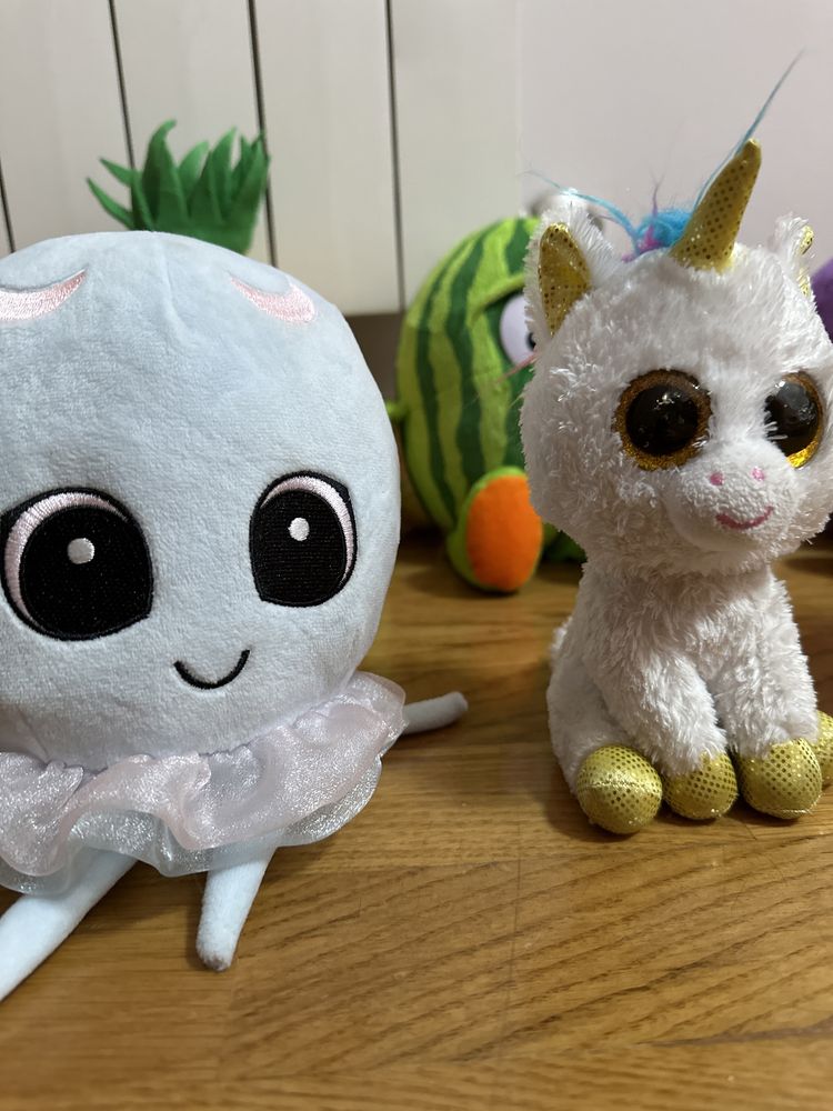 Peluches variados