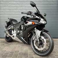 Продам мотоцикл Honda CBR 400R (3934)