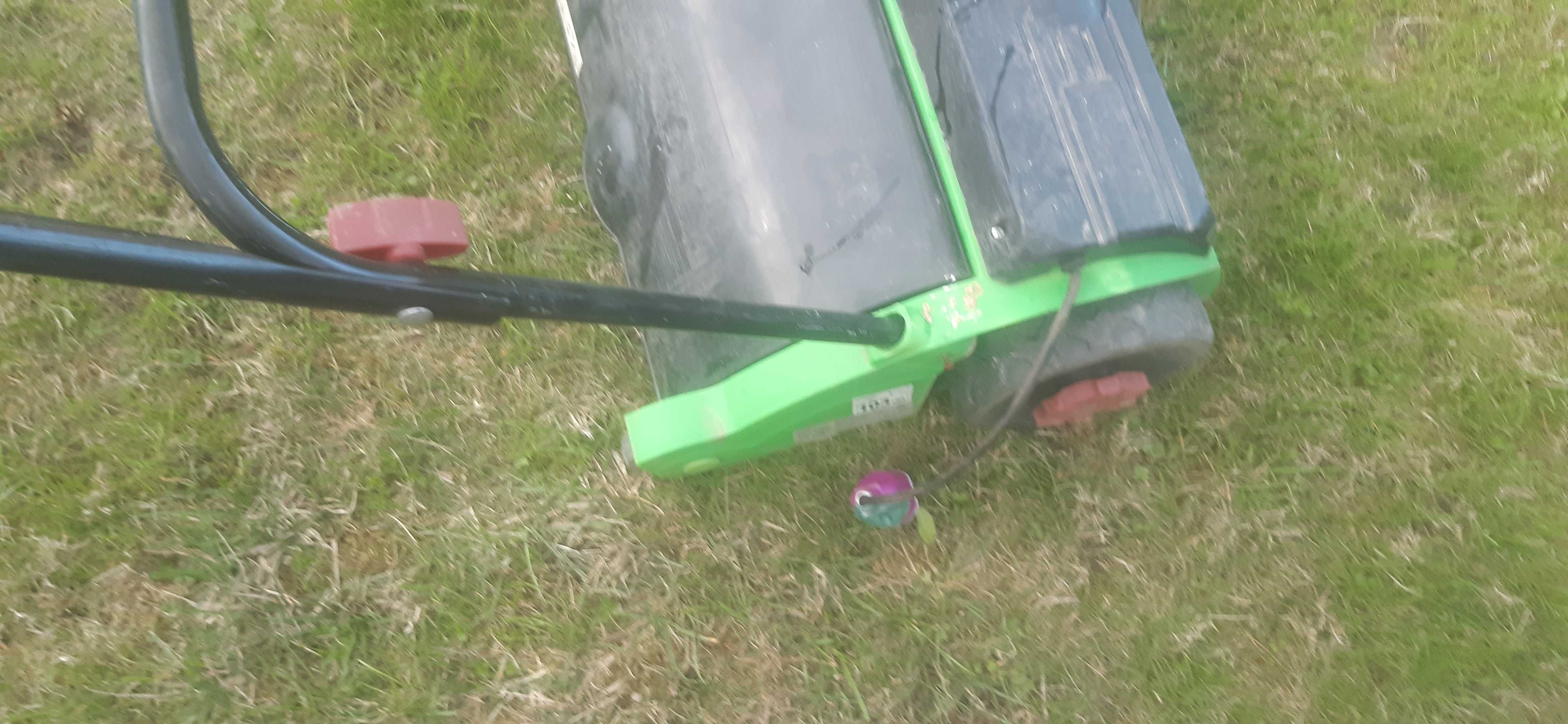 Aerator wertykulator do trawnika
