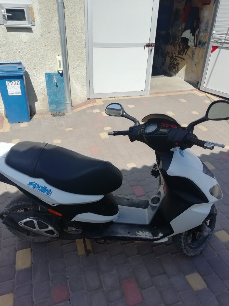 Терміново! Продам Piaggio nrg