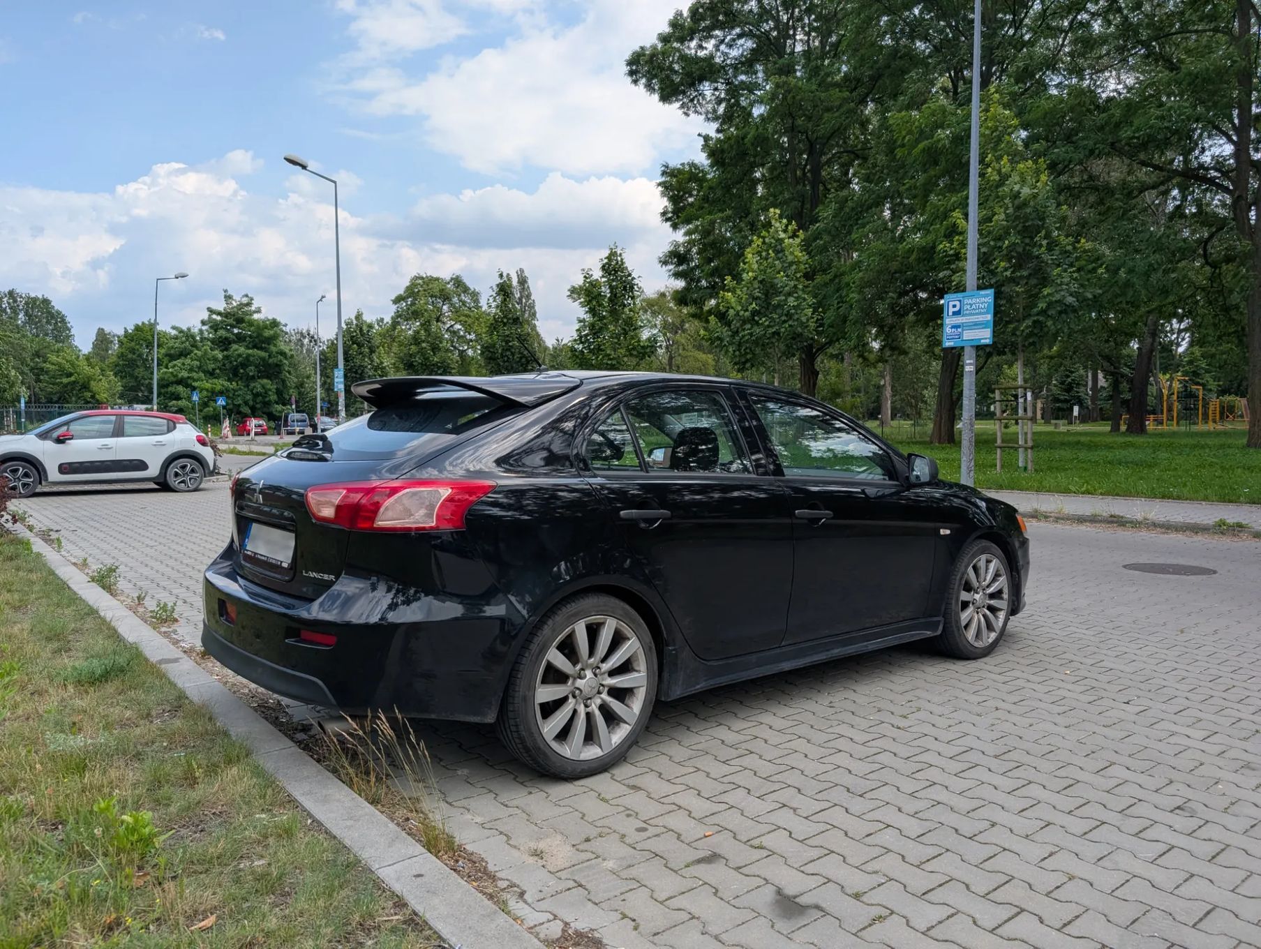 Mitsubishi Lancer Lancer 1.6 MIVEC -- PIERWSZY WŁAŚCICIEL -- Salon Polska