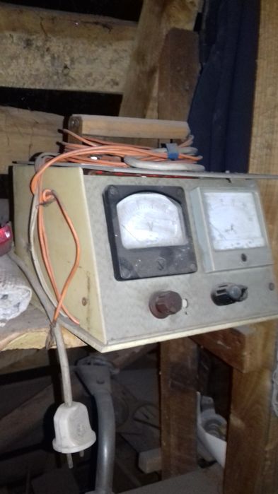 Зарядное устройство для акамулятора автомобиля и т.д