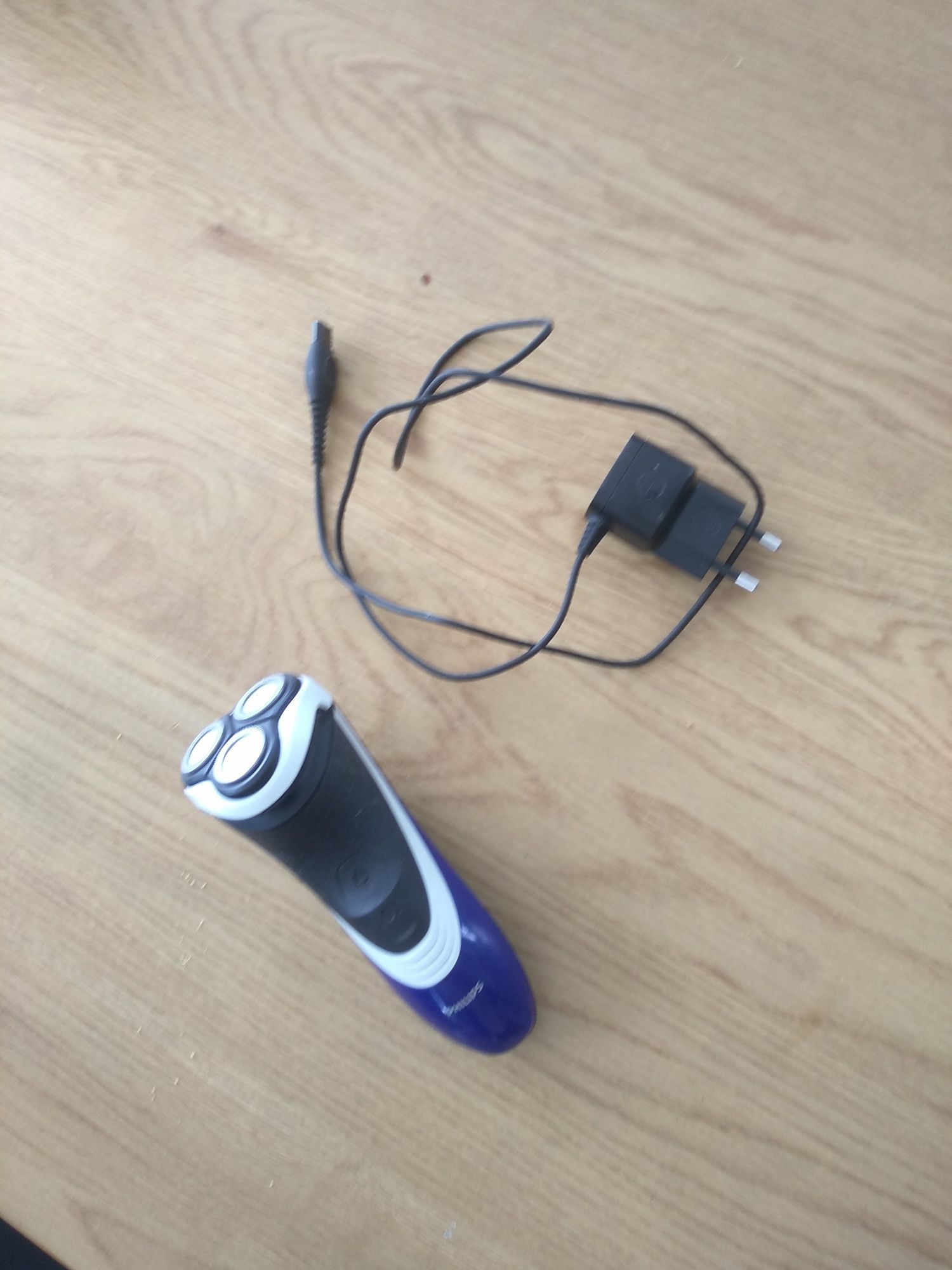 Golarka głowicowa Philips PT720