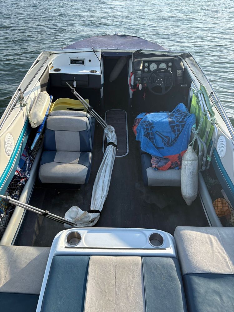 Bayliner capri 4.3 2050(6,05 comprimento)