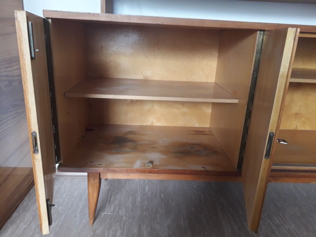 Kredens lata 60-te
