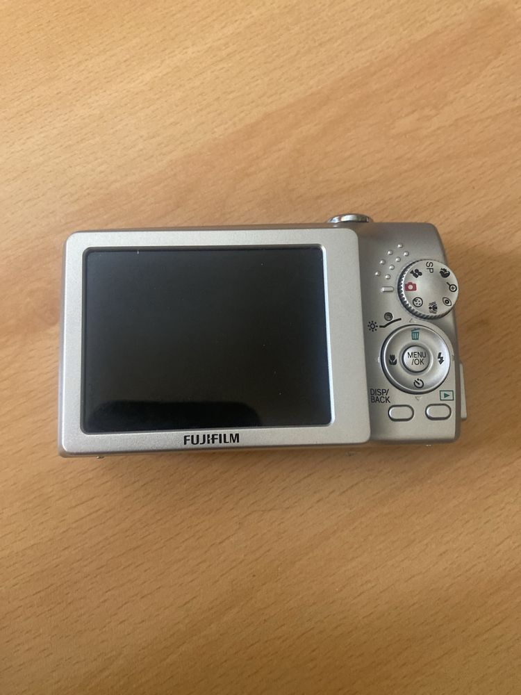 FUJIFILM Finepix J50