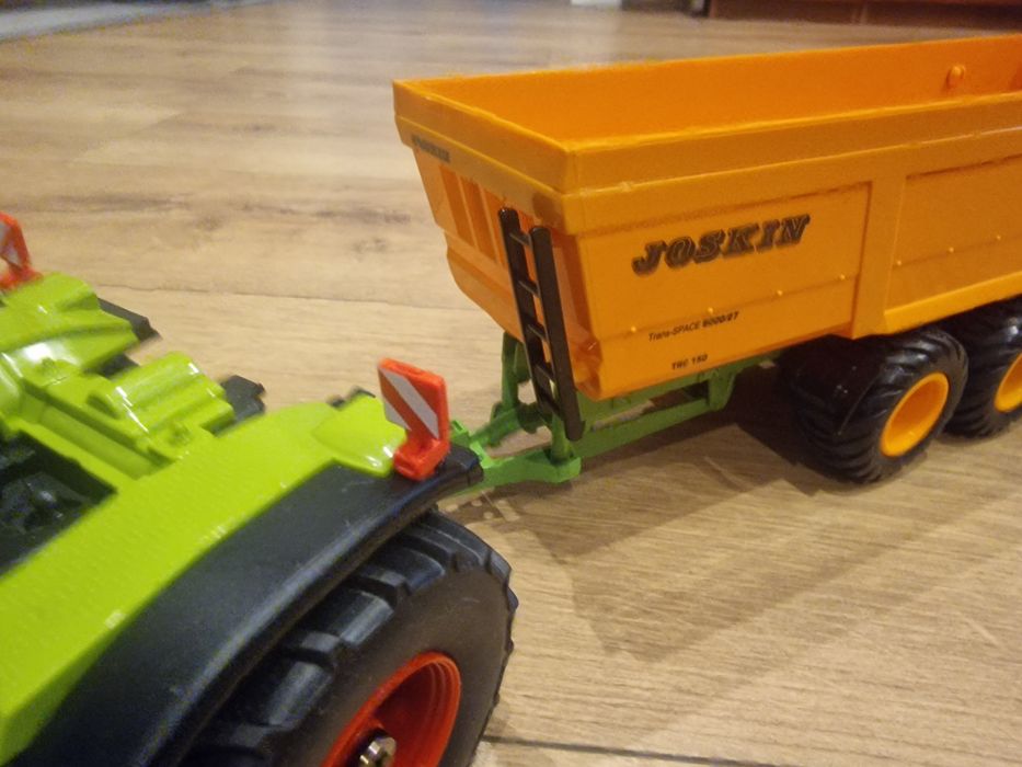 Zabawka zdalnie sterowana Claas Xerion 5000 SIKU 6799