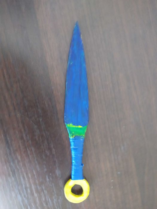 Деревяні вироби,ножі,пистолети