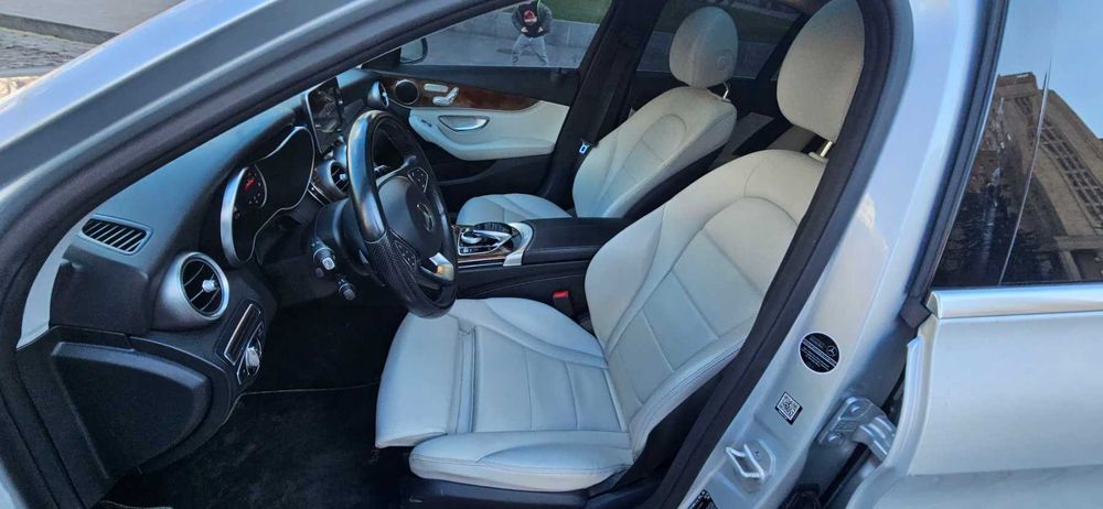 Mercedes-Benz 2015 C-Class