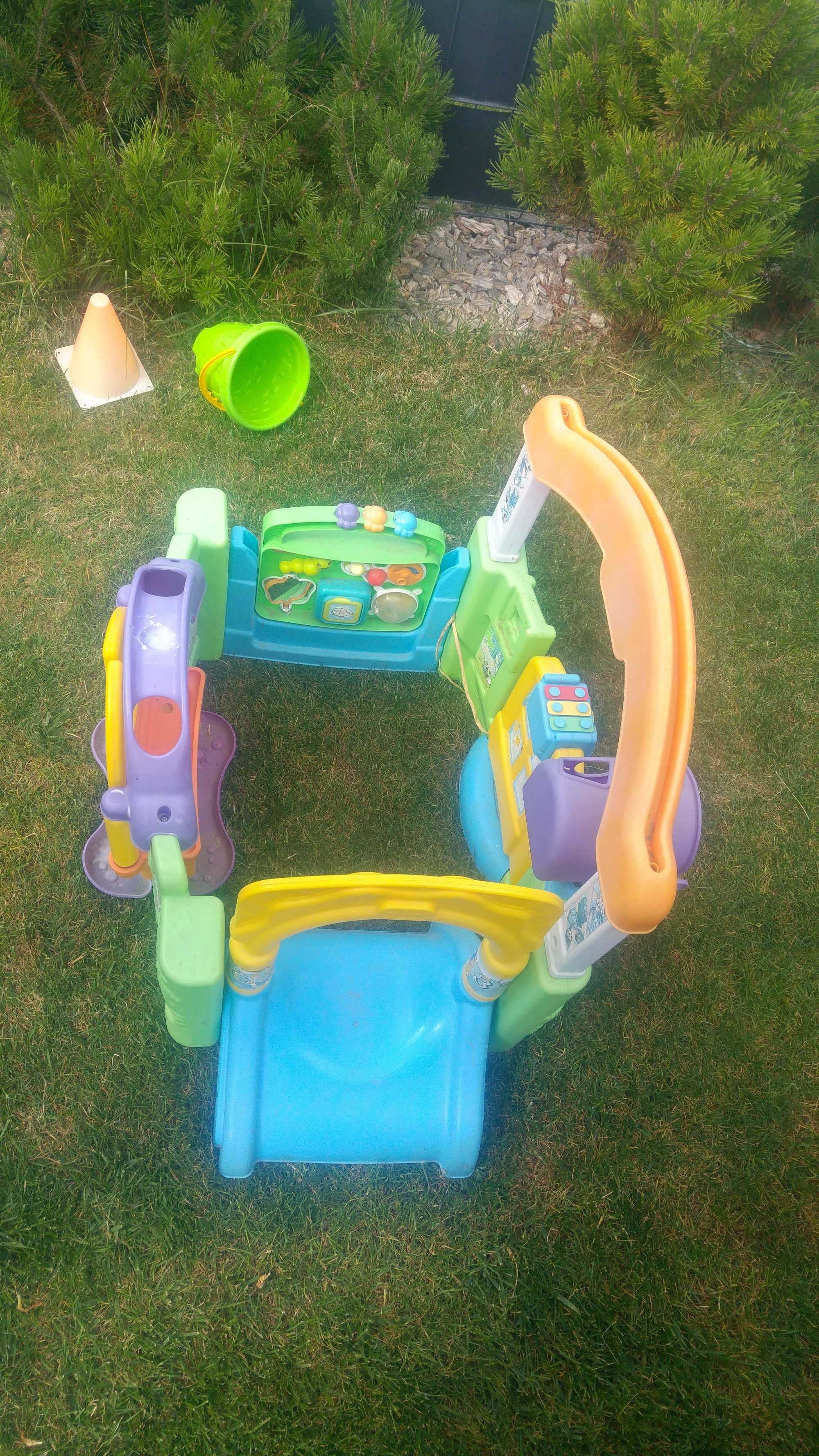 Mały plac zabaw Little Tikes