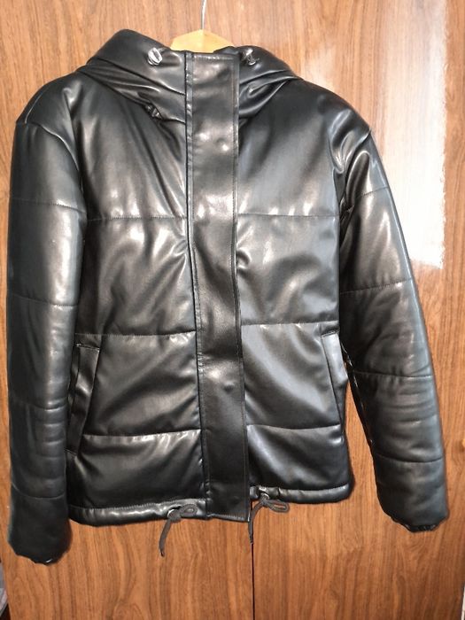 Жіночі зимні і осінні куртки всі за 1200