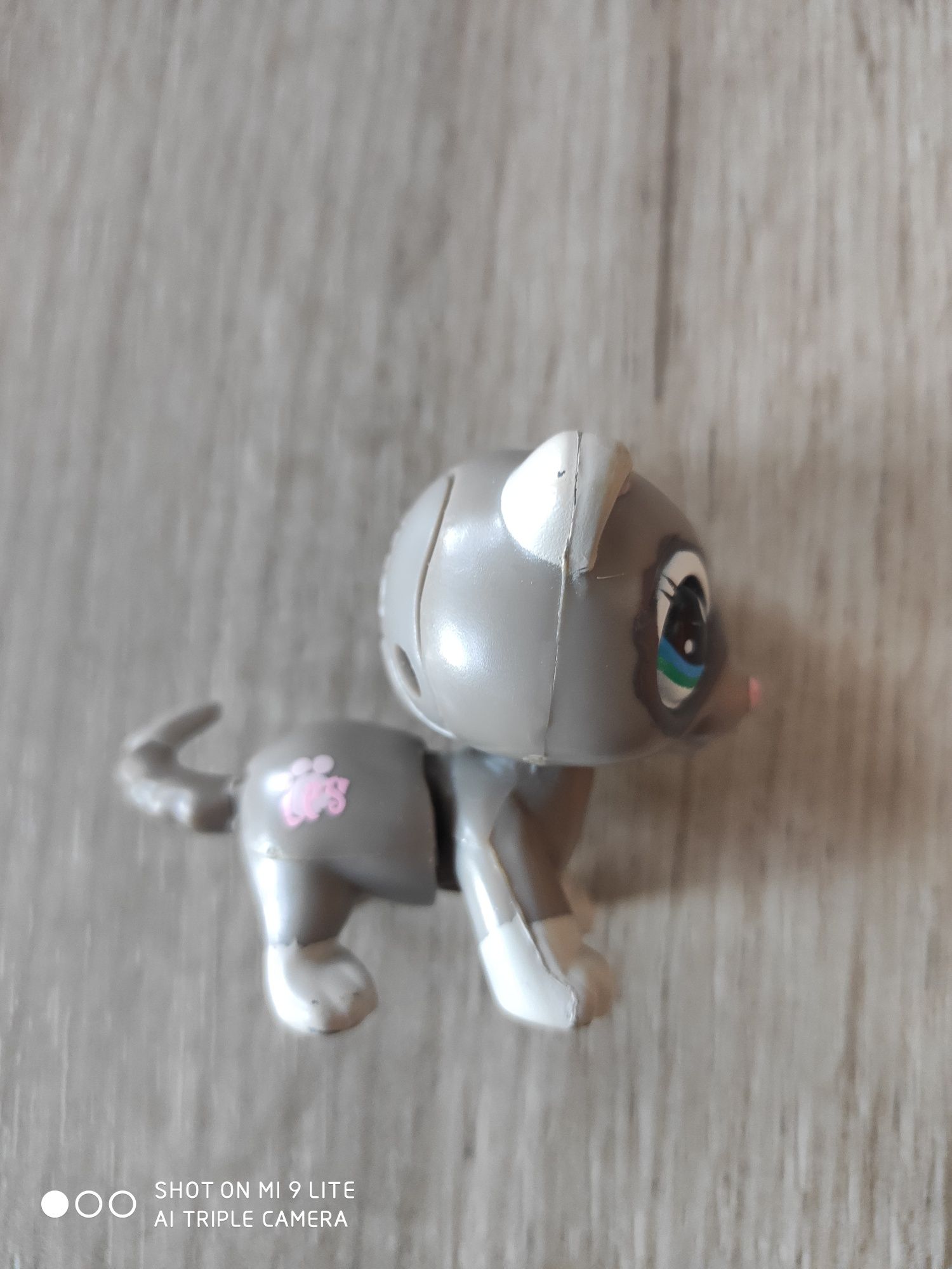 Littlest Pet Shop Łasiczka chodząca