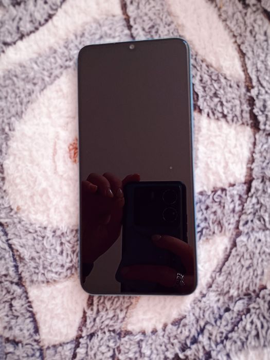 Продам телефон Oppo A57s