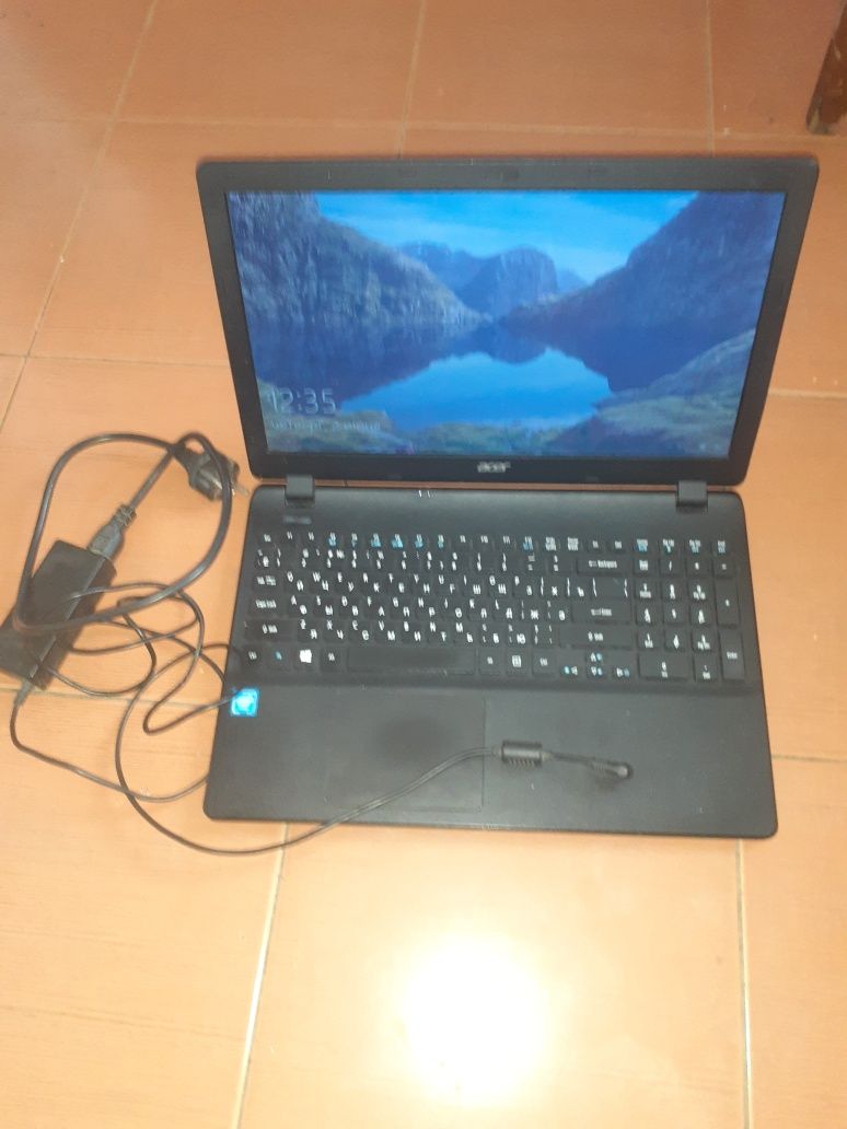 Ноутбук  Acer extensa 2519