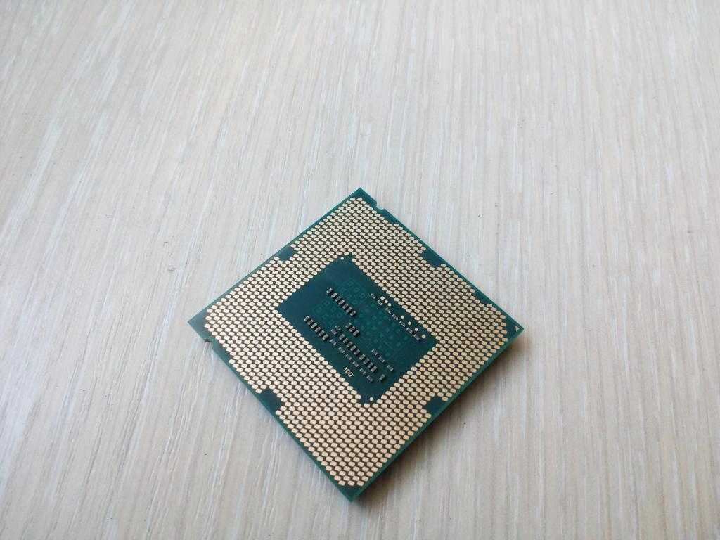 Процесор Intel Pentium G3220