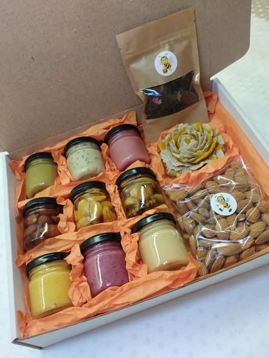 Подарунковий набір крем меду