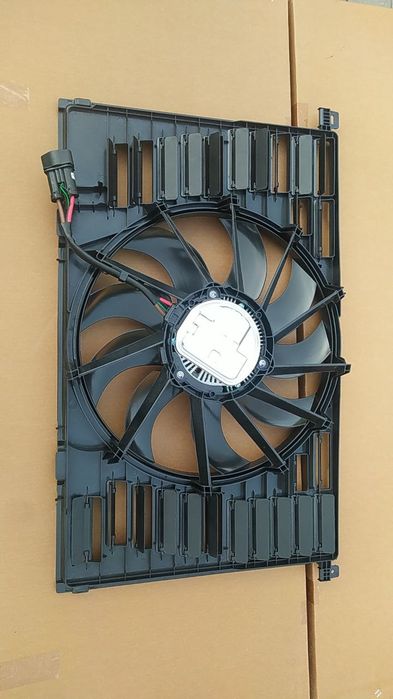 Porsche Panamera 971 дифузор з вентилятором 971121203R,9a712120312