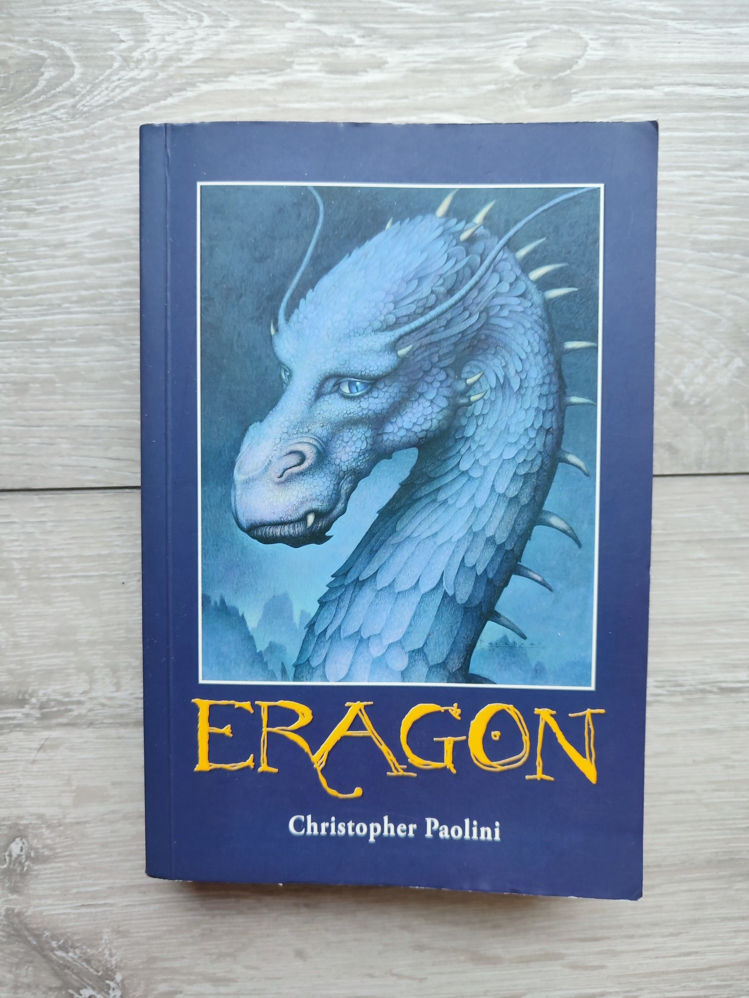 Christopher Paolini Eragon dziedzictwa księga pierwsza