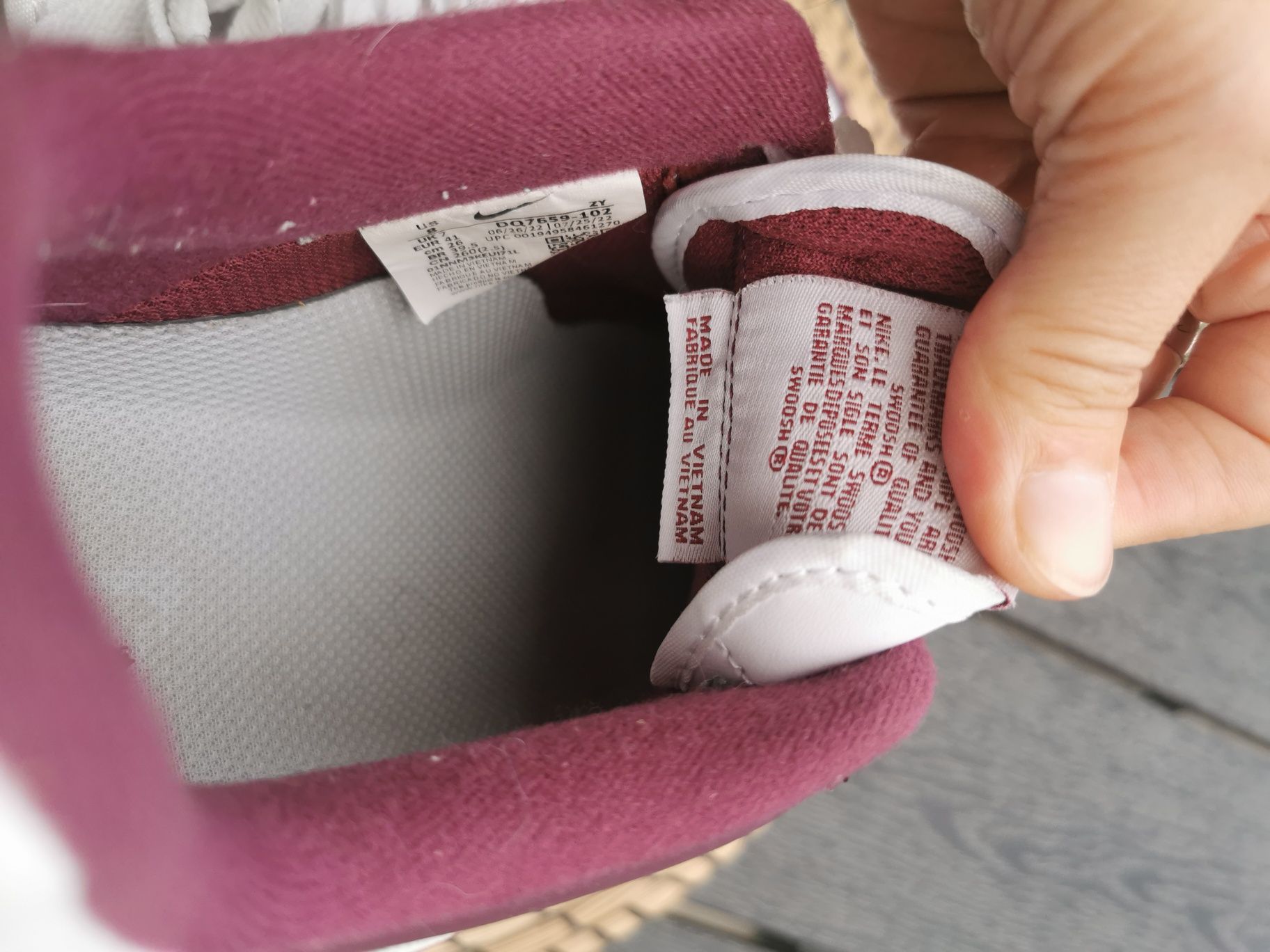 Nike rozmiar 41 kolor biały bordowy Air Force