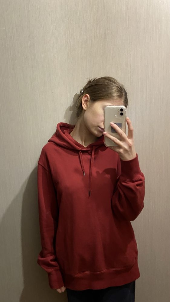Жіноче худі з кишенями