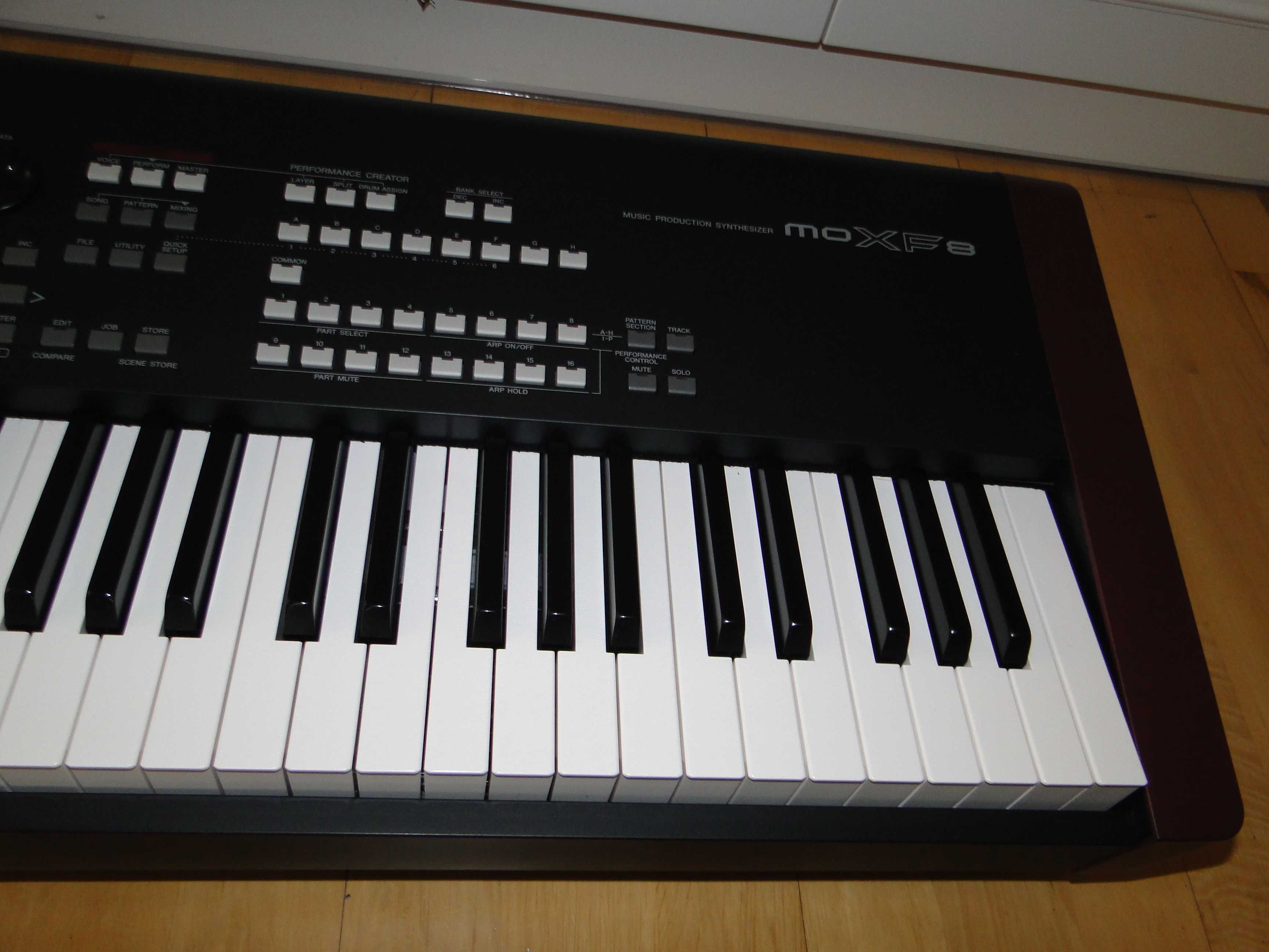 Zawodowy Syntezator Workstation Piano YAMAHA MOXF8.Piękny Stan.Okazja