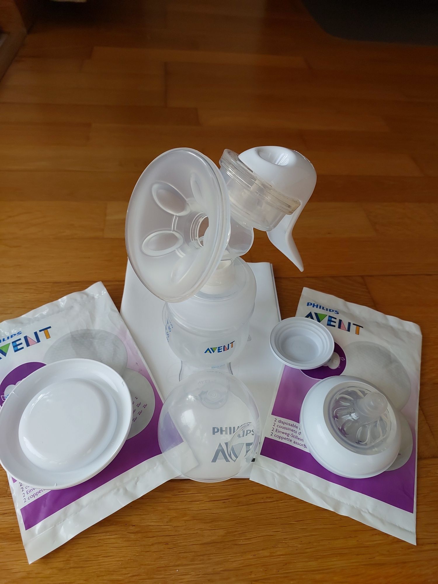 Ручний молоковідсмоктувач Philips AVENT SCF330/20