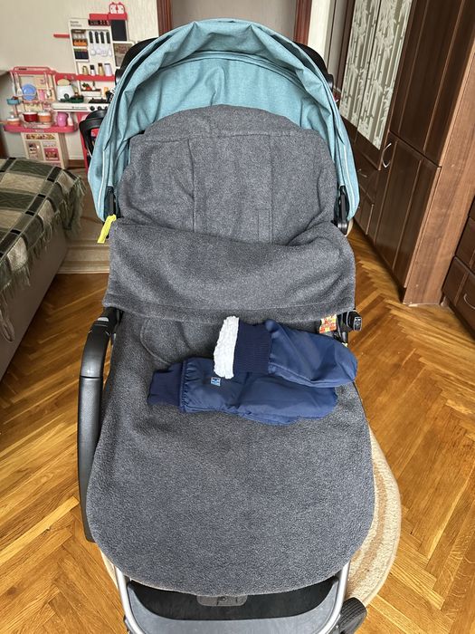 Прогулянкова коляска CARRELLO Bravo