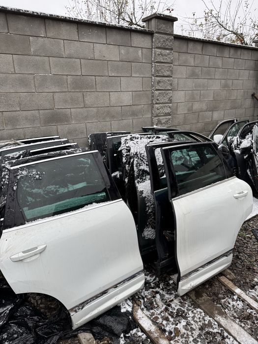 Двері до volkswagen touareg таурег в наявності каен ідеал