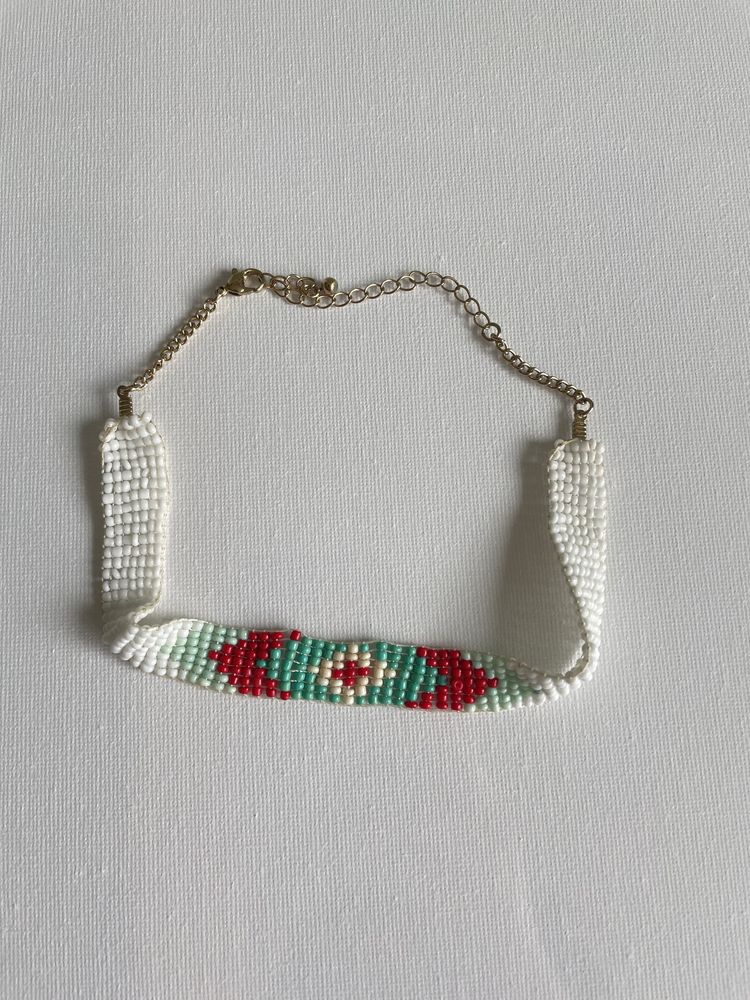 biały choker na szyję naszyjnik koraliki wzór boho vintage