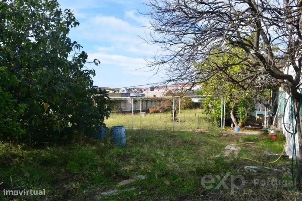 Terreno Rustico com possibilidade de passar a urbano com área total de