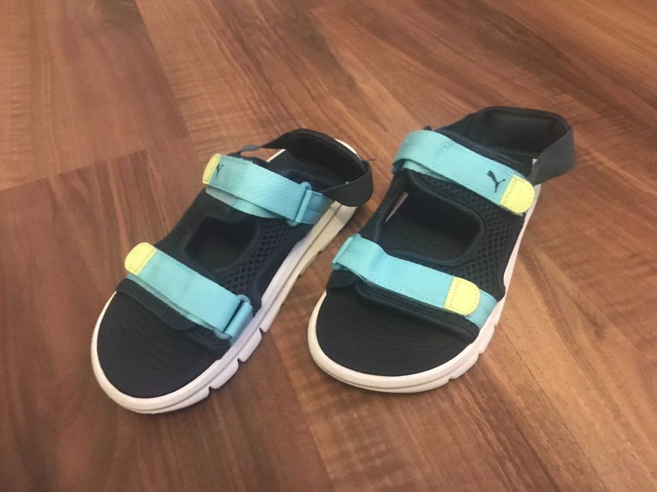 sandały Puma Evolve Jr z metki r. 37, wypada na r. 36,  wkładka 23 cm
