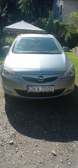 Opel Astra J turbo 2011 benzyna+ gaz
