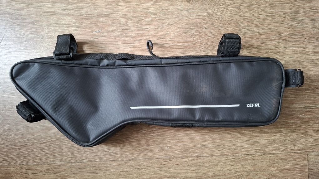 Torba pod ramę Zefal Z adventure C4 uszkodzona