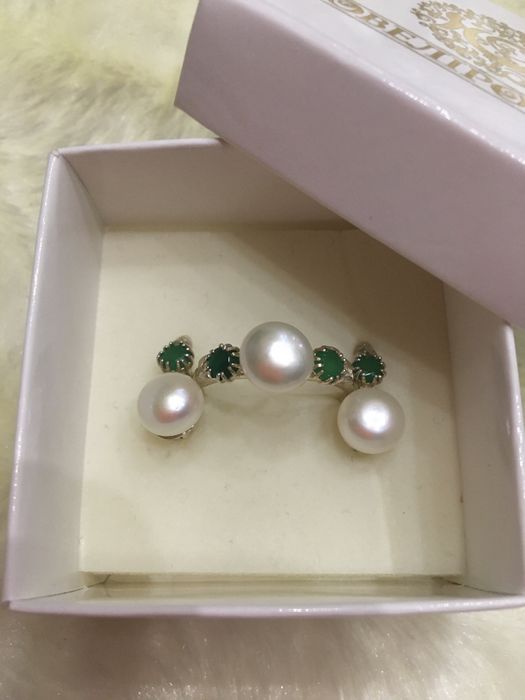 Комплекты украшений, ювелирные наборы серьги,колье,браслеты