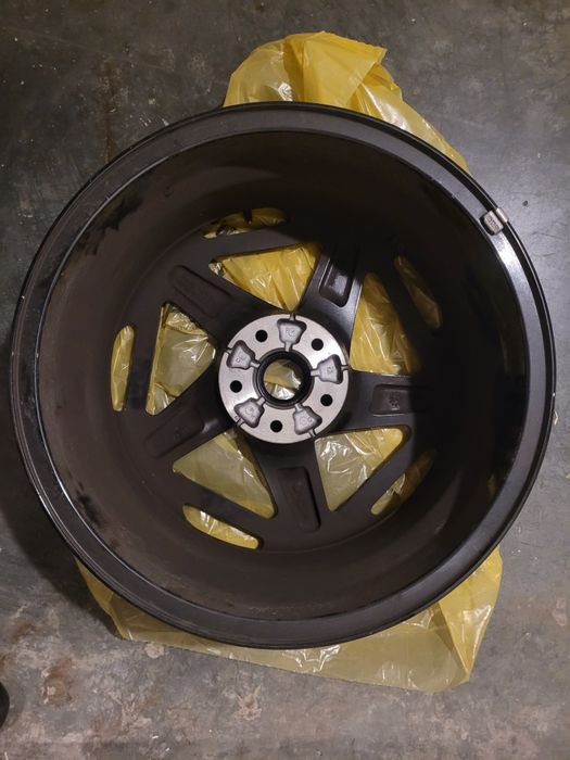 Aluminiowa felga Hyundai i30 N Line 7,5x18 ( kod prod. 52910G4CA0 )