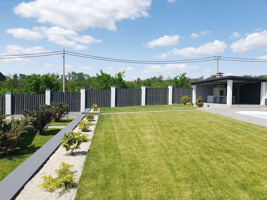 Продам новый дом в элитном районе Новоалександровка