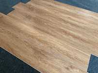 Panel podłogowy winylowy ze zintegrowanym podkładem 5x1210x178+ 1 IXPE