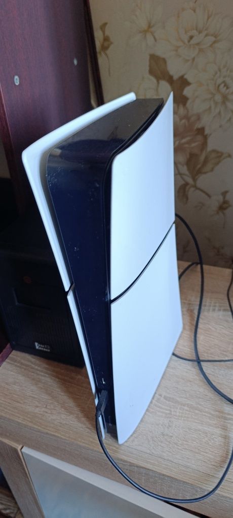 PS 5 slim Digital Edition на гарантії